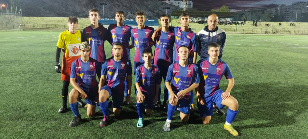 Για την 6η αγωνιστική της ΕΠΣΑ στο τοπικό ντέρμπι του Βύρωνα η ομάδα της Κ17 ήρθε αντιμέτωπη με την Δόξα Βύρωνα 